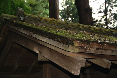 一の木戸の屋根